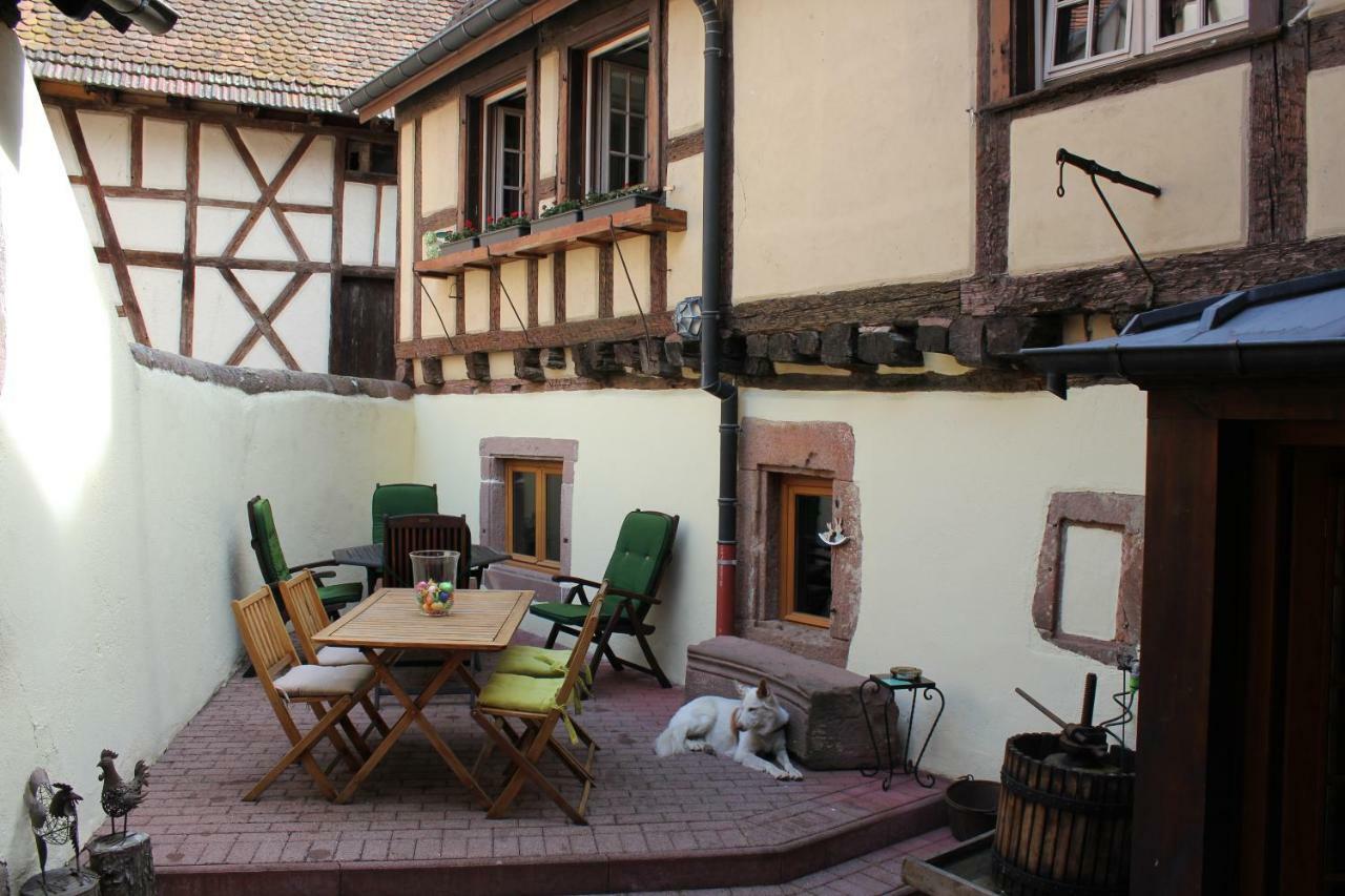 Les Gites Coeur De Vigne Riquewihr Exterior photo